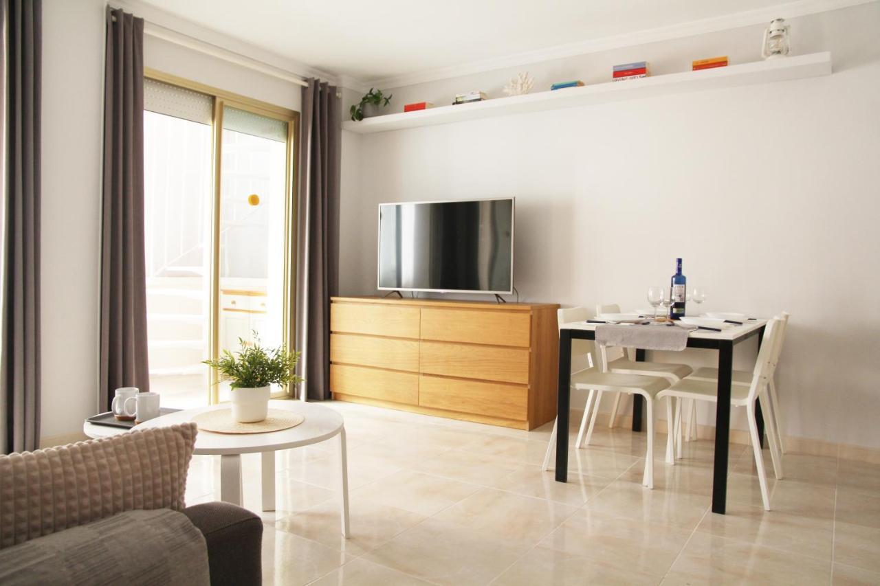 La Perla Apartment, Paradis Park, La Pineda - Atico 1ª Linea - Solarium - Wifi - Piscina Dış mekan fotoğraf